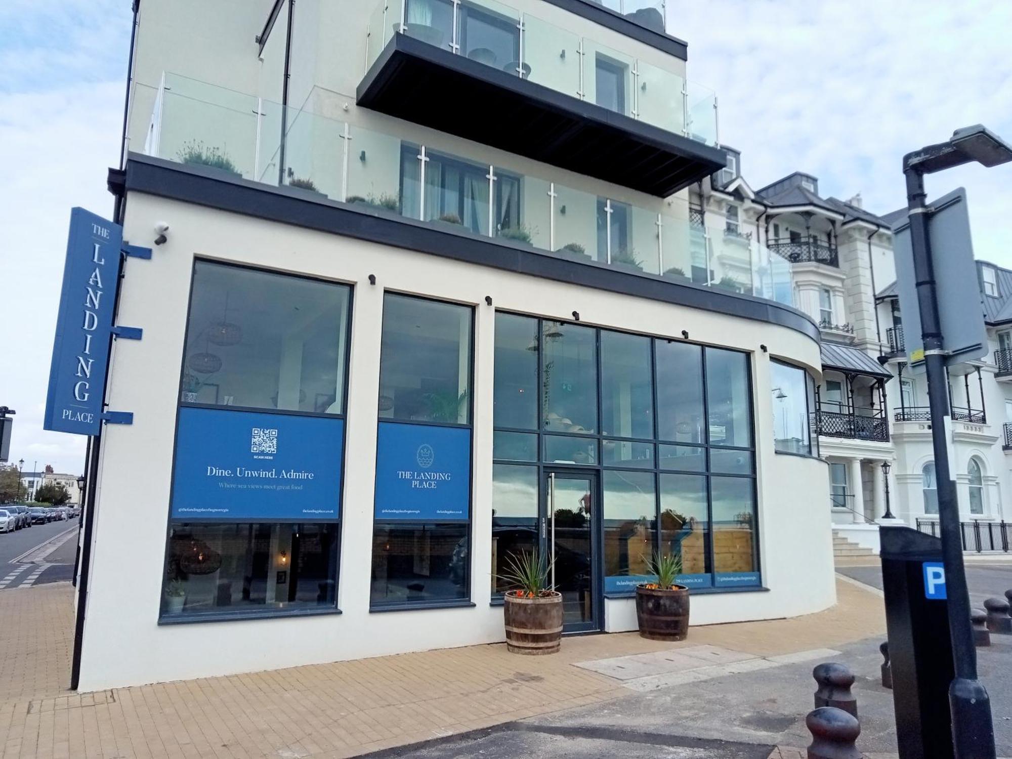 Glorious Duplex Holiday Apartment By The Sea Bognor Regis Exterior photo